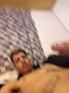 Snapshot of th_sillva chatting on March 3, 7:21 pm th sillva online show from March 3, 7:21 pm