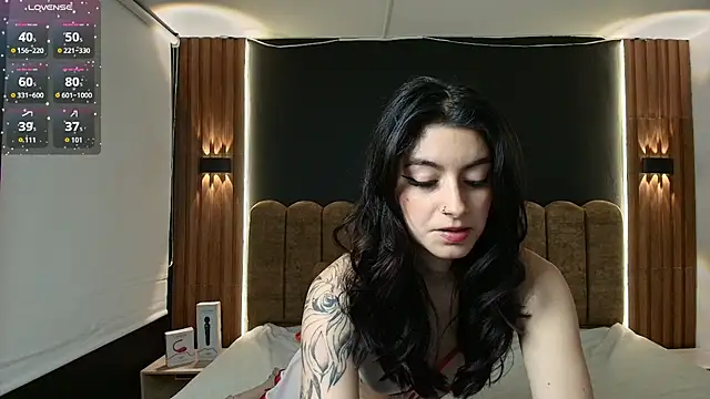 AmbarLee  online show from March 8, 12:41 pm