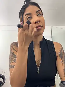 Snapshot of VioletaHills_ chatting on June 23, 12:14 pm VioletaHills online show from June 23, 12:14 pm