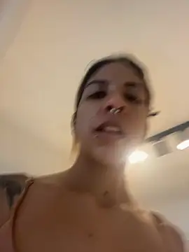 VioletaHills  online show from April 15, 12:53 pm