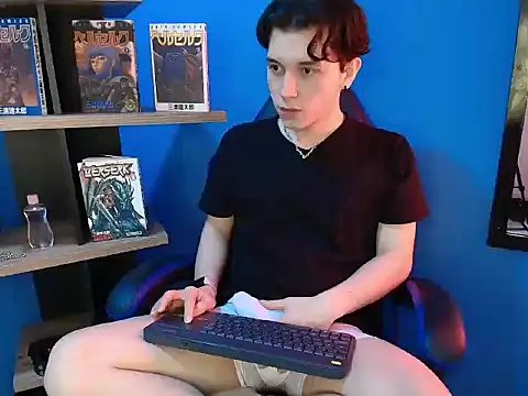 hollannd  online show from March 6, 12:55 pm