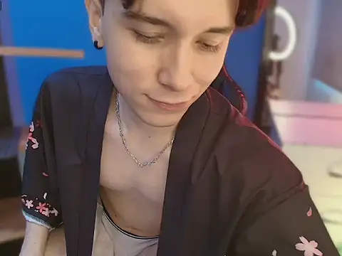 hollannd  online show from March 20, 2:51 pm