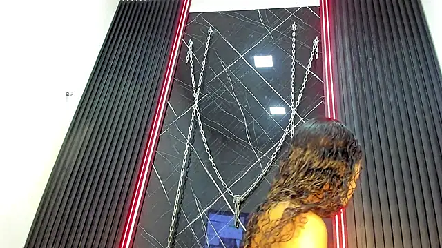 Snapshot of Megan_Duskk chatting on May 11, 12:39 pm Megan Duskk online show from May 11, 12:39 pm