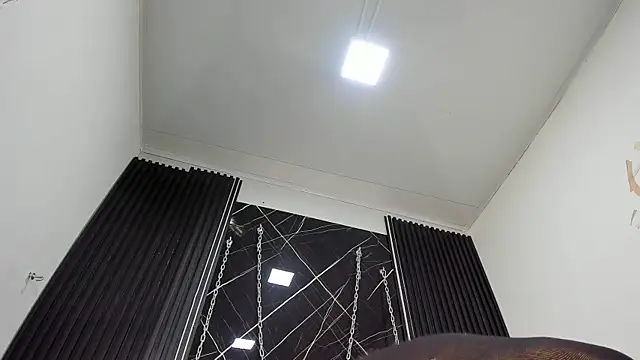 Snapshot of Megan_Duskk chatting on July 8, 12:06 pm Megan Duskk online show from July 8, 12:06 pm