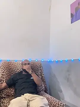 churumello2 online show from April 11, 4:20 am