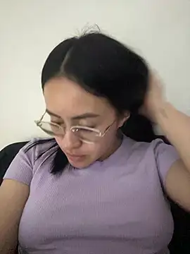 Anni Rose online show from March 7, 2:51 am