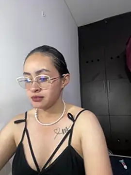 Anni Rose online show from March 11, 11:54 pm