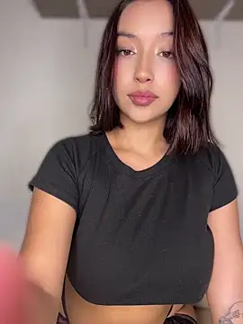 Im Danna  online show from April 24, 12:01 am