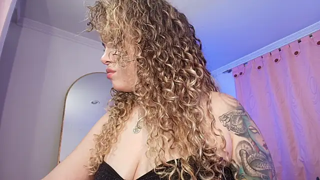 Evan Rose online show from March 28, 2:12 am