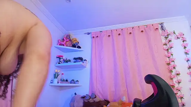 Evan Rose online show from March 25, 12:11 am