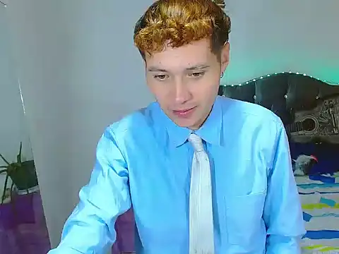  Santi2 online show from April 8, 11:50 pm