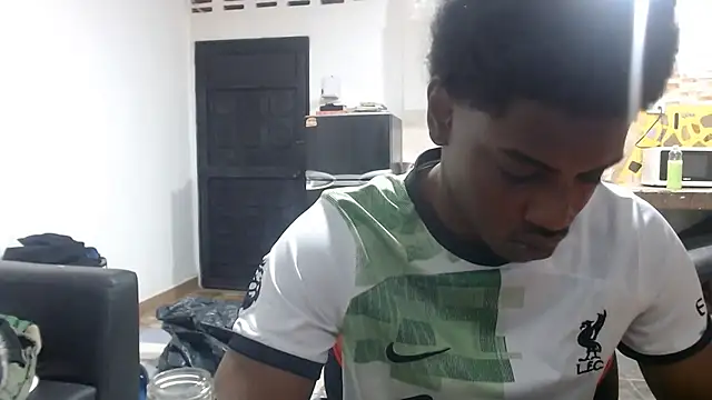 Snapshot of charles_king chatting on July 23, 10:28 pm charles king online show from July 23, 10:28 pm