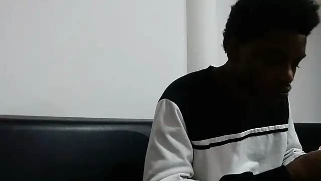 Snapshot of charles_king chatting on July 27, 9:00 pm charles king online show from July 27, 9:00 pm