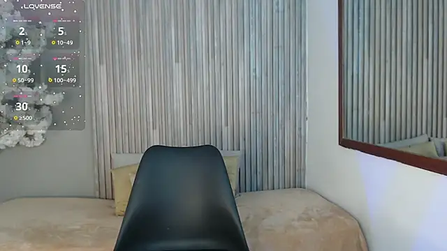 Tiana Glow2 online show from March 25, 10:08 pm