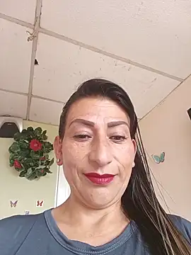 Lucia Rios online show from June 12, 5:00 pm