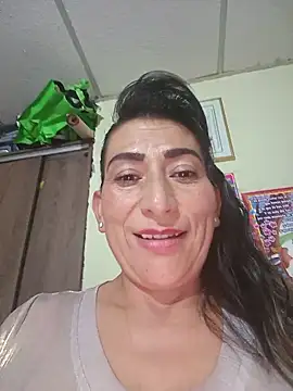 Lucia Rios online show from May 22, 11:47 pm