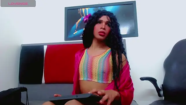 Tait  online show from March 18, 7:37 pm