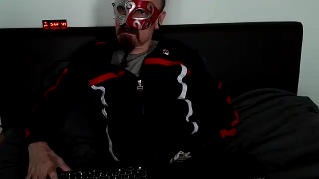 dpr100z online show from March 20, 5:25 pm