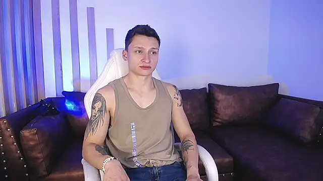 DIEGO JONES online show from May 6, 2:10 pm