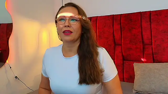  Monaliza  online show from March 21, 12:20 pm