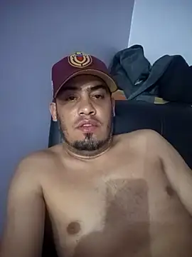 Snapshot of Chuoo069 chatting on February 28, 2:11 am Chuoo069 online show from February 28, 2:11 am