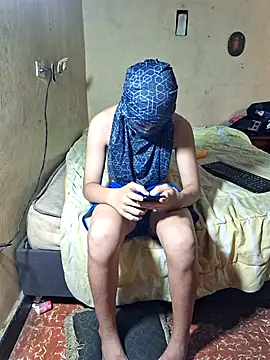 max betacure32 online show from April 13, 7:40 pm