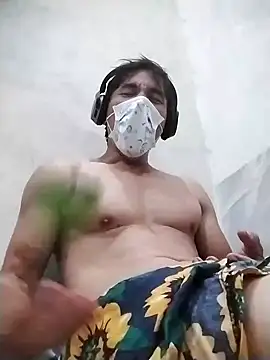 traiwe06 online show from April 13, 9:24 am