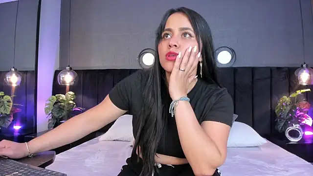 alejandra  garcia online show from March 24, 3:50 am