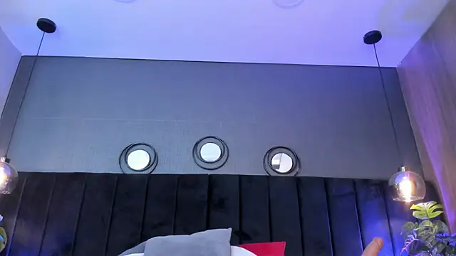 alejandra  garcia online show from April 11, 7:56 am