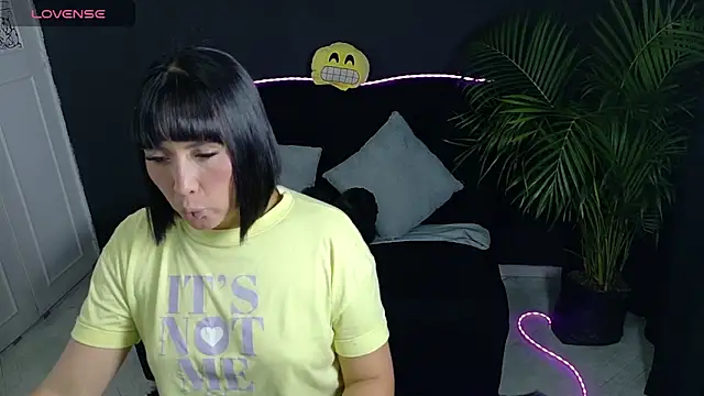 Valeriaa cruz online show from March 3, 10:22 am