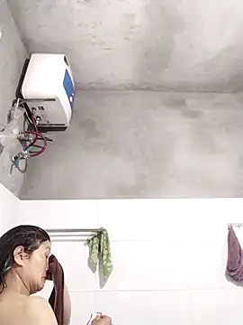 Lilinn  online show from March 16, 6:39 am