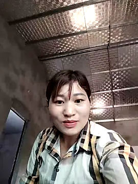 Lilinn  online show from March 30, 6:37 am