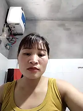 Lilinn  online show from April 14, 5:56 am