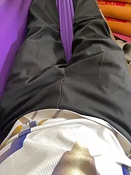 hoang15075 online show from March 23, 1:39 am