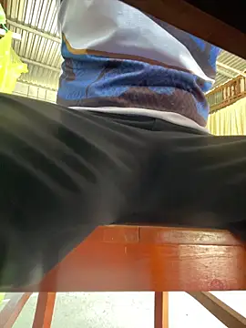 hoang15075 online show from April 9, 7:58 am