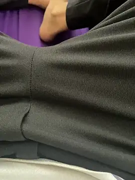 hoang15075 online show from March 20, 5:41 am