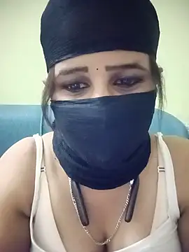 Tamil Rani- online show from July 14, 5:30 pm