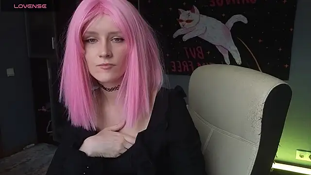 Tender Swan online show from March 12, 1:15 pm