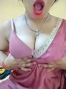 Snapshot of Bhawika-Kashap chatting on May 26, 8:01 am Bhawika-Kashap online show from May 26, 8:01 am