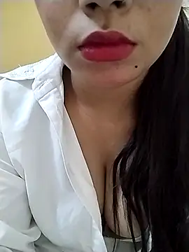 Snapshot of Bhawika-Kashap chatting on June 1, 9:42 am Bhawika-Kashap online show from June 1, 9:42 am