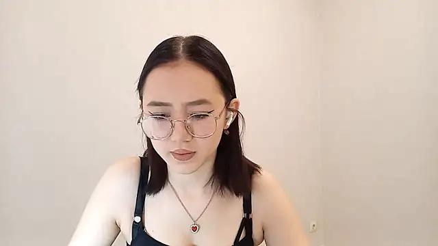 SolvedGlobe online show from March 11, 1:05 pm