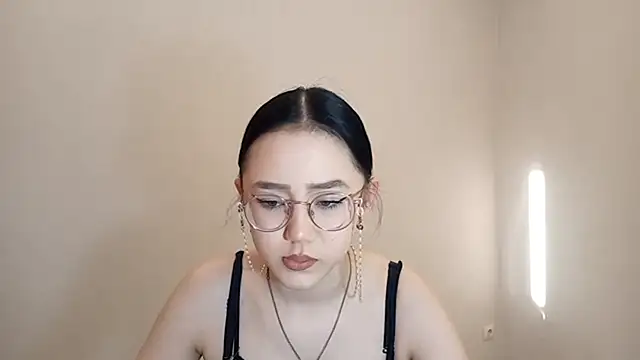 SolvedGlobe online show from March 31, 2:08 pm