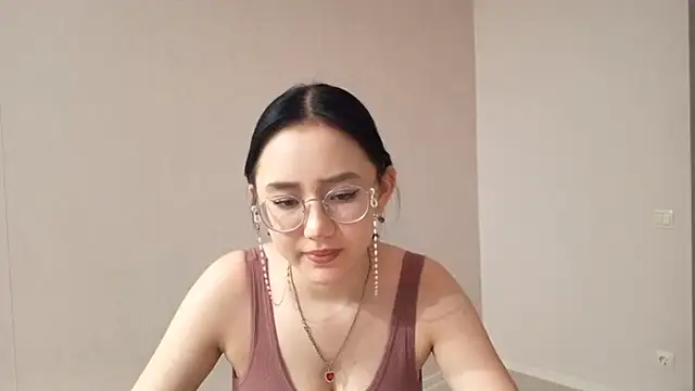 SolvedGlobe online show from April 3, 2:01 pm