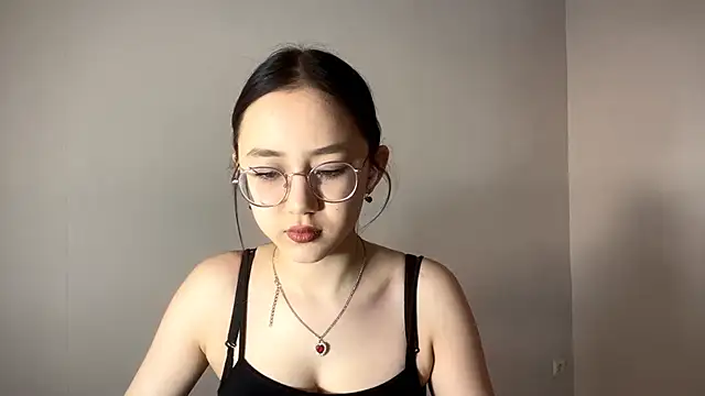 SolvedGlobe online show from March 10, 1:04 pm