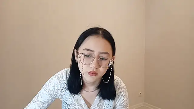 SolvedGlobe online show from April 12, 2:09 pm