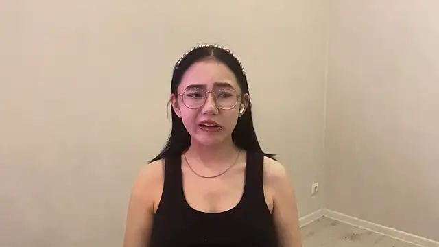 SolvedGlobe online show from May 4, 1:03 pm