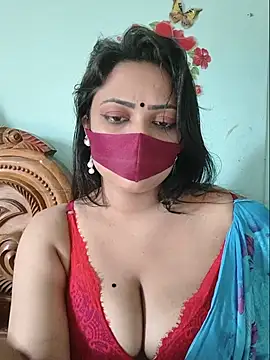 Snapshot of Beauty-3 chatting on July 14, 10:21 am Beauty-3 online show from July 14, 10:21 am