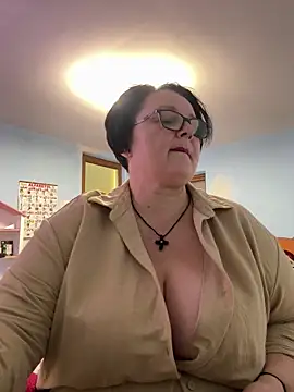 I amArquette online show from March 10, 8:18 am