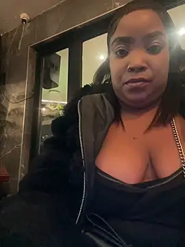 friendlybitch22 online show from May 6, 6:56 pm