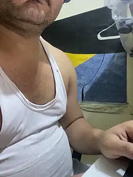 Daddyfuck 01 online show from April 28, 2:54 pm